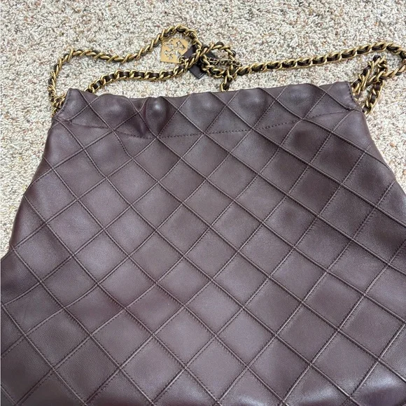 Tory Burch large Flemming hobo plum gold purse quilted EUC - Picture 11 of 14